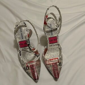 Steve Madden Women's Heels with Newspaper Print - Red and Black